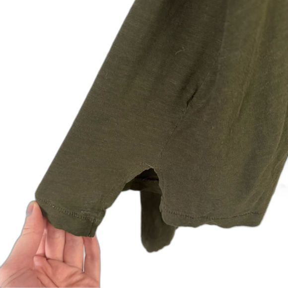 Madewell Army Green Whisper Cotton Turtleneck Tee Size Medium Minimalist Casual - Picture 5 of 14